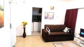 Achimota Home - sleeps 2- 10m to Airport - Parking